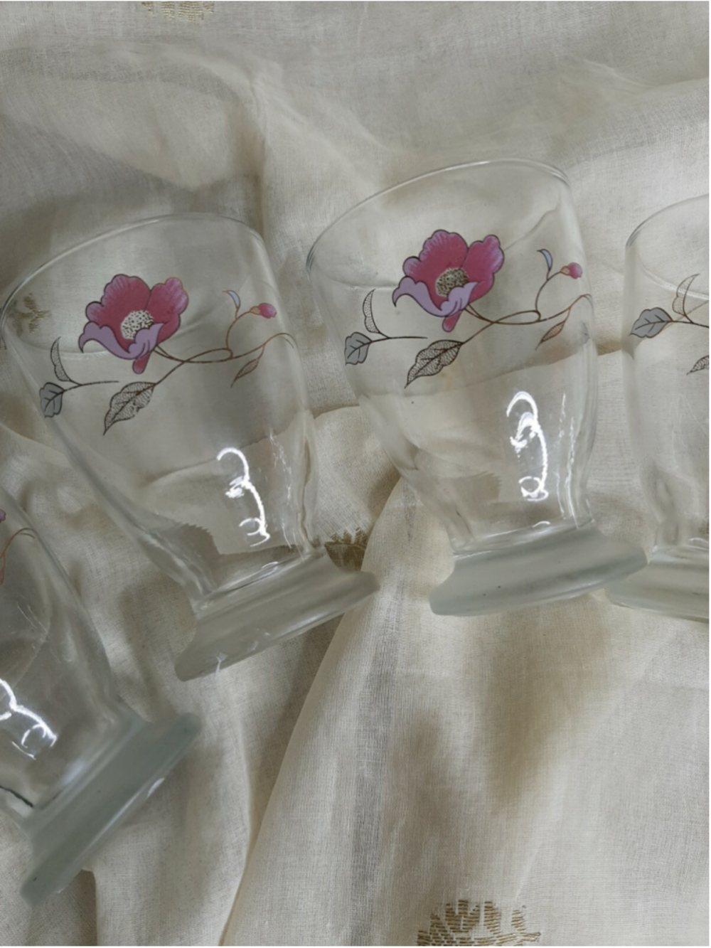 Vintage juice glasses x 4